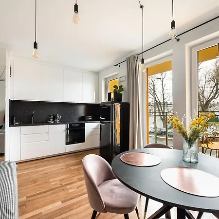 Ursynow Klobucka Cosy Varşova