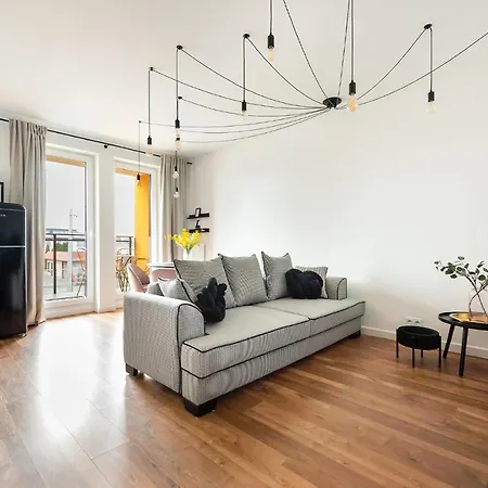 Ursynow Klobucka Cosy *